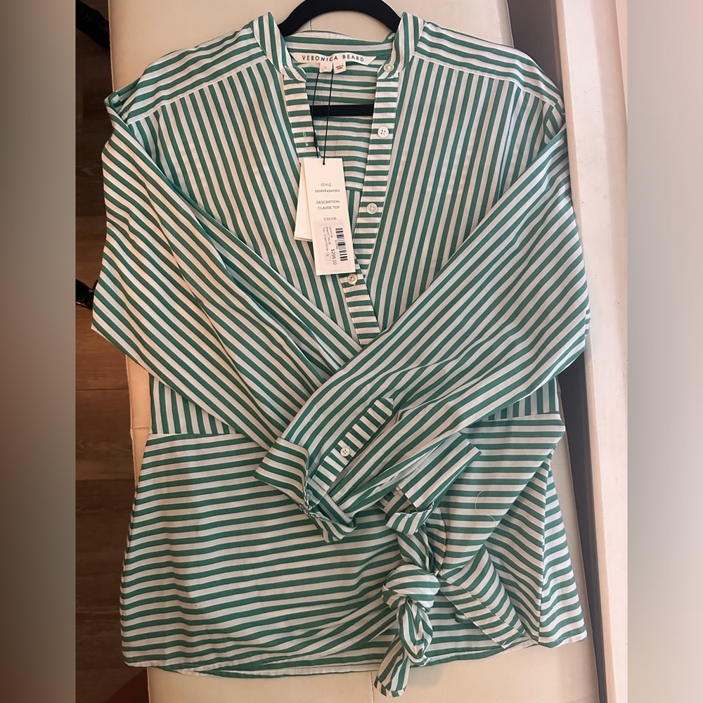 Veronica Beard Claude green/white top, size large.